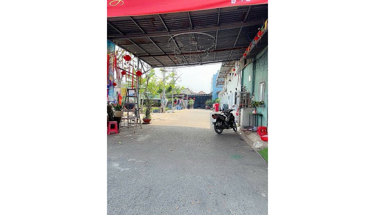 Đất Đẹp-Giá Rẻ-Không Quy Hoạch-Xây  Dựng Tự Do- Giá Chỉ 2,8 Tỷ-Thương Lượng